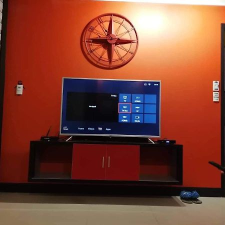 Cubao Manhattan Heights Unit 11Pq Tower B, 1Br Quezon City Exteriér fotografie